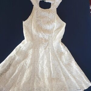 City Studio white lace dress size 3